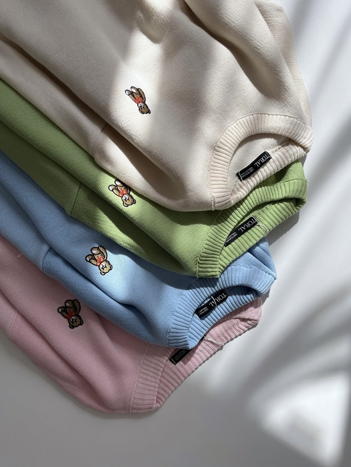 بلوز بافت نرم و باکیفیت بافت ظریف رنگ صورتی آبی سبز استخونی