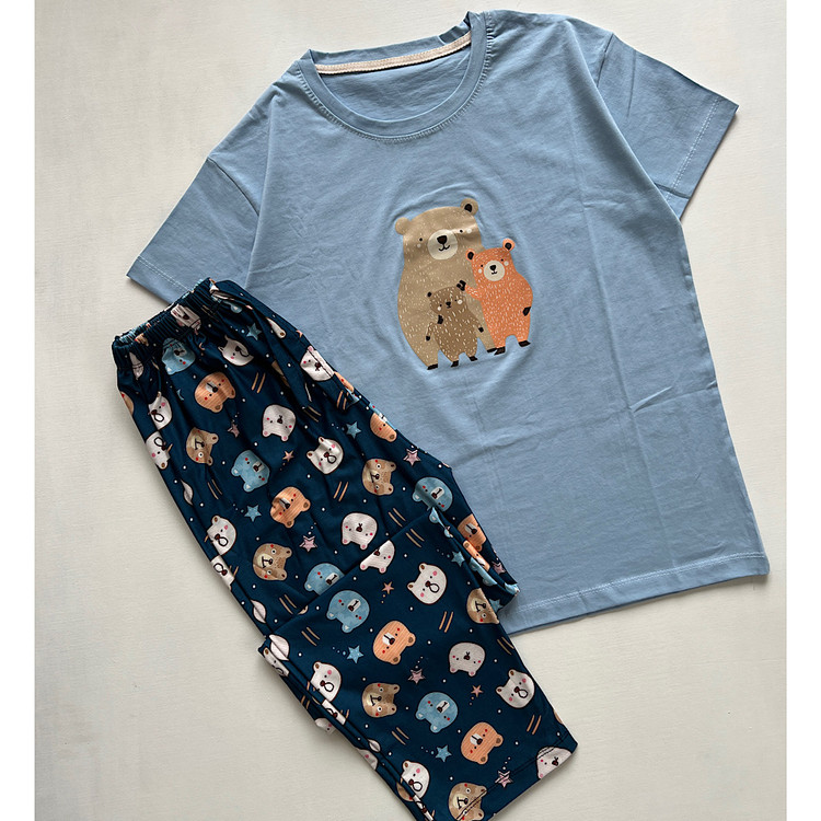 ست راحتی زنانه نخ پنبه فانتزی طرح خانواده خرسی تیشرت شلوار