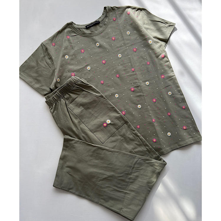 ست تیشرت شلوار راحتی زنانه نخی آفتابگردون جیب دار سبز سدری