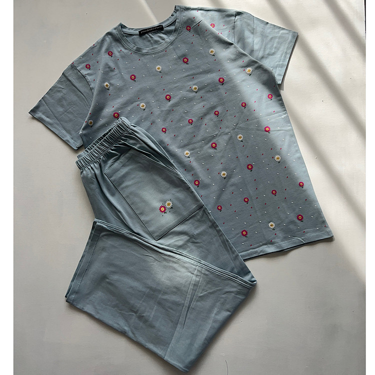 ست تیشرت شلوار راحتی زنانه نخی جیب دار رنگ آبی روشن