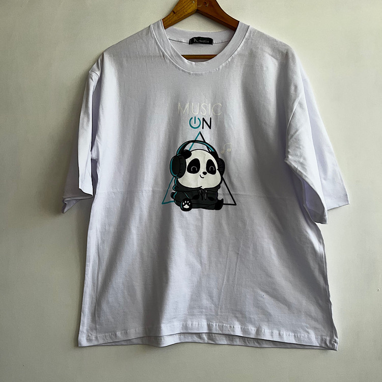 تیشرت باکسی. نخ و پنبه درجه ۱ با ضمانت کیفیت دوخت وارچه و با مناسب ترین قیمت از شاپ زی بخر