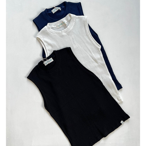 تاپ یقه گرد کبریتی زنانهنخ وپنبه در رنگهای نود و کاربردی یقه گرد و راحت